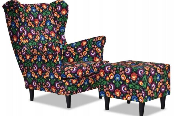 73300ac8caf586f9cb63f86e2e671c1f-1.jpg Uszak-Sessel mit Berghocker PRÄSENTIERT an einen Schäfergesellen